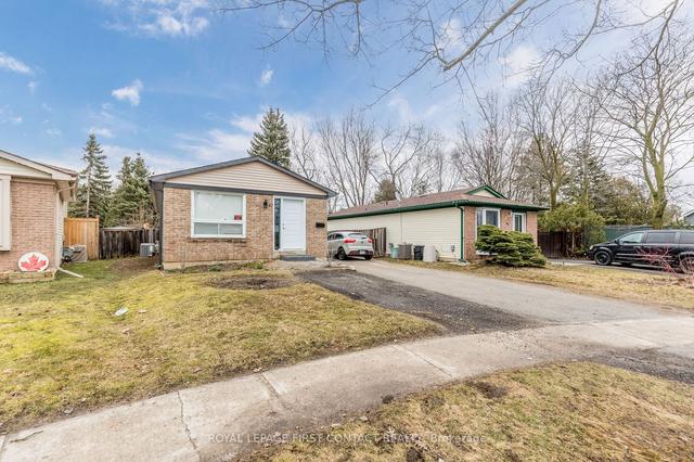 47 Mowat Cres, House detached with 3 bedrooms, 2 bathrooms and 5 parking in Barrie ON | Image 28