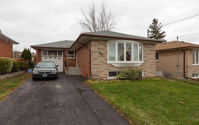 93 Lynnbrook Dr, House detached with 3 bedrooms, 2 bathrooms and 5 parking in Toronto ON | Card Image