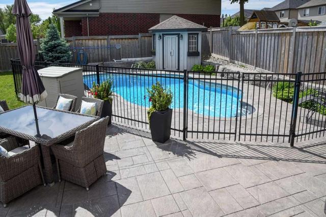 41 Norma Cres, House detached with 3 bedrooms, 4 bathrooms and 3 parking in Guelph ON | Image 3