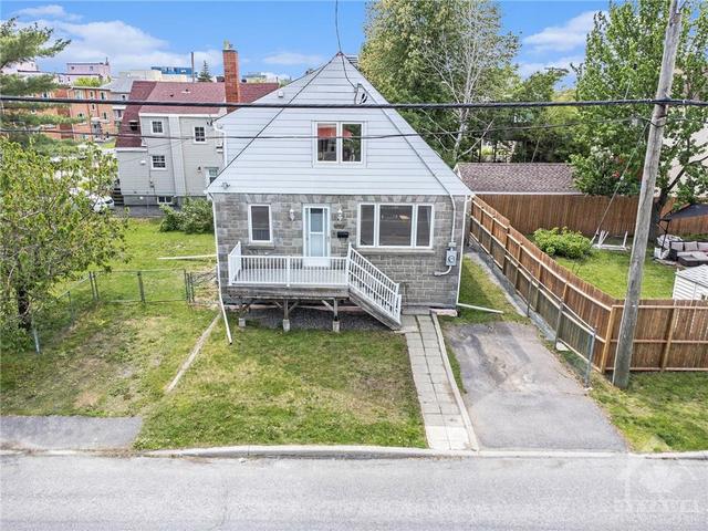 348 Lafontaine Avenue, House detached with 3 bedrooms, 1 bathrooms and null parking in Ottawa ON | Image 4