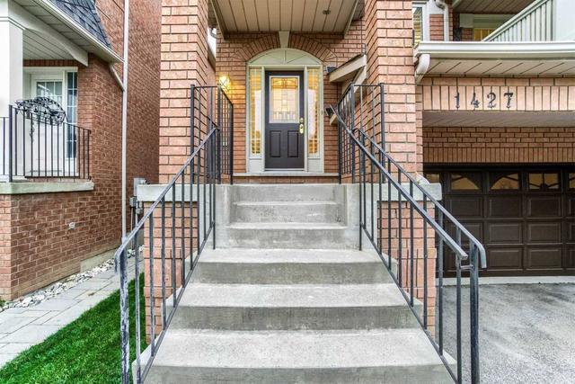 1427 Daventry Crt, House semidetached with 3 bedrooms, 3 bathrooms and 4 parking in Mississauga ON | Image 12