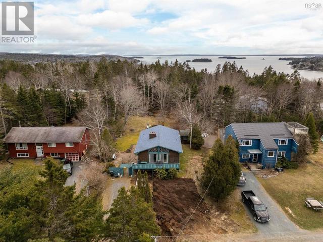 33 Downie Drive, House detached with 4 bedrooms, 2 bathrooms and null parking in Halifax NS | Image 2