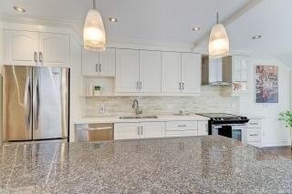 307 Sumach St, House detached with 2 bedrooms, 3 bathrooms and 2 parking in Toronto ON | Image 10