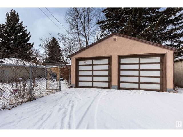 8635 76 St Nw, House detached with 3 bedrooms, 2 bathrooms and 4 parking in Edmonton AB | Image 30