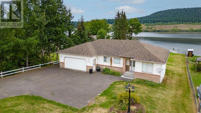 6173 Hunt Road, House detached with 4 bedrooms, 3 bathrooms and null parking in Cariboo L BC | Image 1