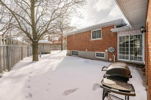 2045 Old Mill Rd, House detached with 5 bedrooms, 3 bathrooms and 4 parking in Kitchener ON | Image 17