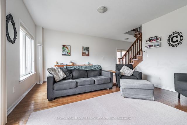 15 Pidgeon St, House attached with 3 bedrooms, 3 bathrooms and 2 parking in Toronto ON | Image 4