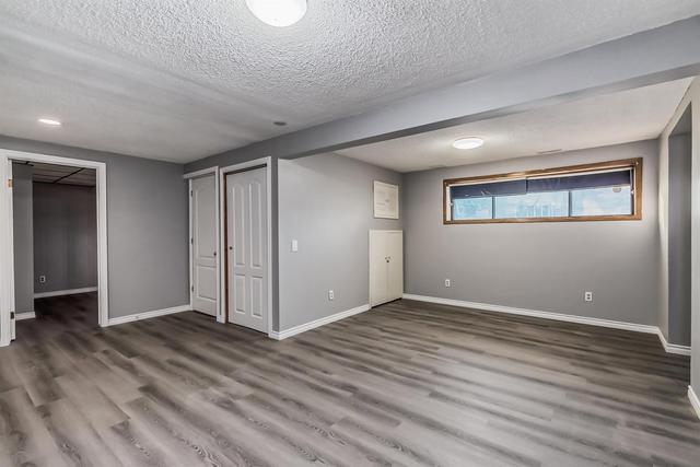 135 Abadan Place Ne, House detached with 5 bedrooms, 2 bathrooms and 2 parking in Calgary AB | Image 15