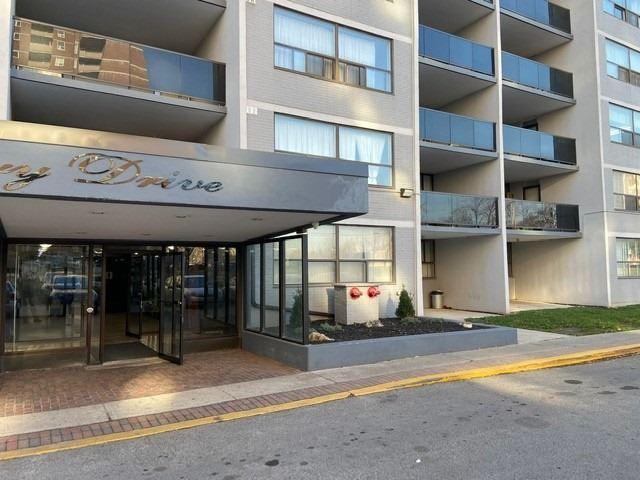 312 - 10 Tobermory Dr, Condo with 3 bedrooms, 2 bathrooms and 2 parking in Toronto ON | Image 1