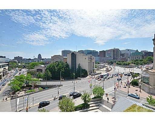 701 - 700 Sussex Drive, Condo with 2 bedrooms, 2 bathrooms and 1 parking in Ottawa ON | Image 9