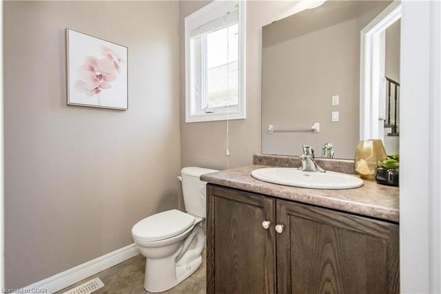 710 Garden Court Crescent, House semidetached with 3 bedrooms, 3 bathrooms and 4 parking in Woodstock ON | Image 22
