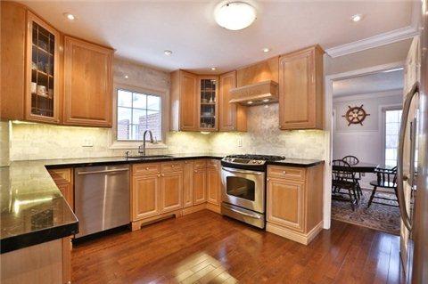 3629 Greenbower Crt, House detached with 4 bedrooms, 4 bathrooms and 4 parking in Mississauga ON | Image 4