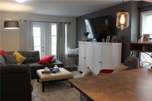 80 Baycliffe Cres, Townhouse with 3 bedrooms, 2 bathrooms and 1 parking in Brampton ON | Image 6