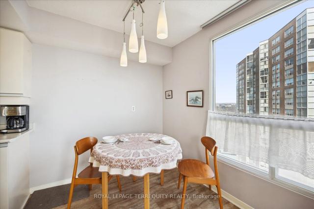 3009 - 5 Concorde Pl, Condo with 2 bedrooms, 2 bathrooms and 1 parking in Toronto ON | Image 6