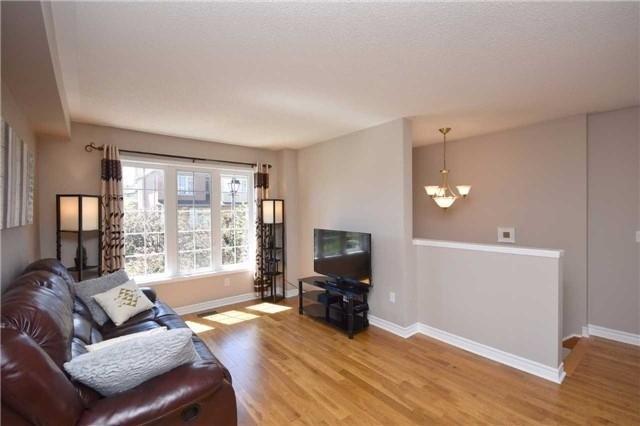 U#22 - 5055 Heatherleigh Ave, Townhouse with 3 bedrooms, 3 bathrooms and 2 parking in Mississauga ON | Image 3