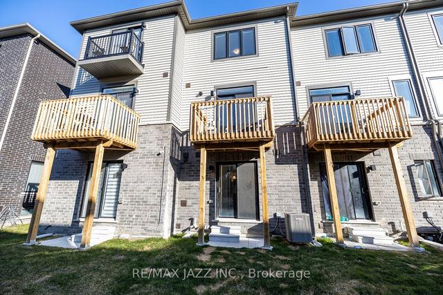 779 Eddystone Path, House attached with 3 bedrooms, 4 bathrooms and 2 parking in Oshawa ON | Image 22