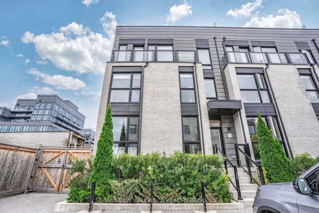 th 1 - 39 Florence St, Townhouse with 3 bedrooms, 4 bathrooms and 2 parking in Toronto ON | Image 1