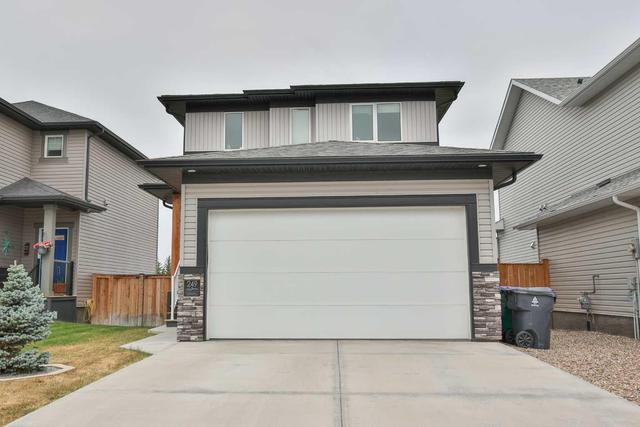 249 Crocus Terrace W, House detached with 3 bedrooms, 2 bathrooms and 4 parking in Lethbridge AB | Image 2