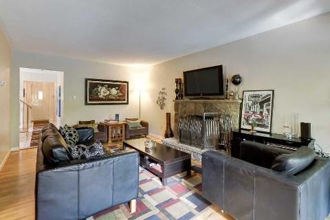 81 Shellamwood Tr, House detached with 4 bedrooms, 3 bathrooms and 2 parking in Toronto ON | Image 4