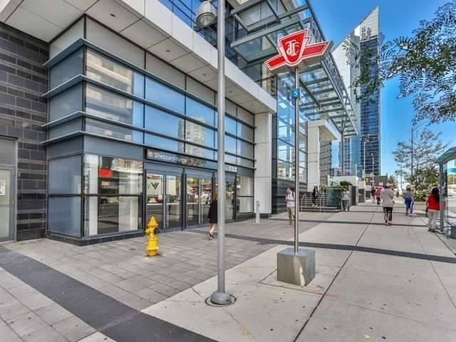 4618 - 5 Sheppard Ave E, Condo with 2 bedrooms, 3 bathrooms and 2 parking in Toronto ON | Image 3