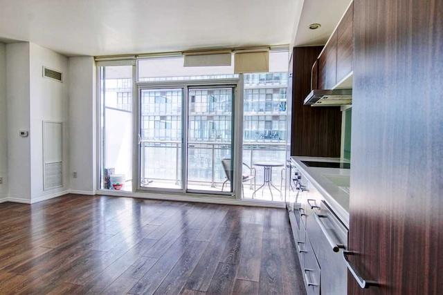 3303 - 45 Charles St E, Condo with 0 bedrooms, 1 bathrooms and 0 parking in Toronto ON | Image 7