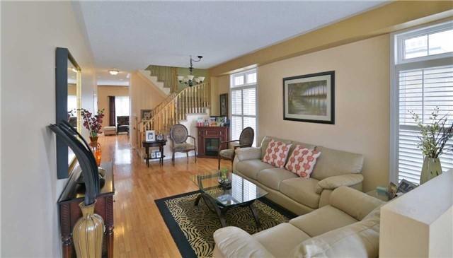 123 Goldenwood Cres, House detached with 3 bedrooms, 3 bathrooms and 2 parking in Markham ON | Image 5