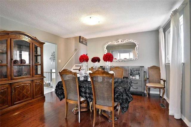2690 Constable Rd, House detached with 3 bedrooms, 2 bathrooms and 2 parking in Mississauga ON | Image 7