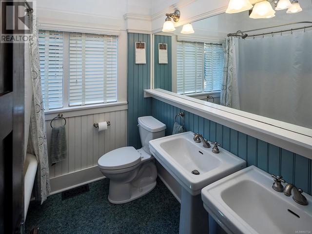 1321 Point St, House detached with 3 bedrooms, 2 bathrooms and 1 parking in Victoria BC | Image 21