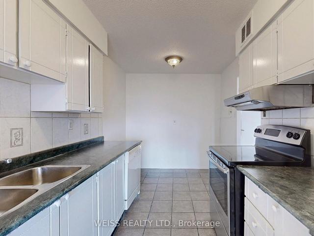 306 - 25 Sunrise Ave, Condo with 2 bedrooms, 2 bathrooms and 1 parking in Toronto ON | Image 2