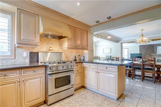 75 Wallasey Ave, House detached with 5 bedrooms, 5 bathrooms and 10 parking in Toronto ON | Image 8