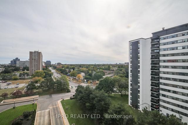 1004 - 551 The West Mall, Condo with 3 bedrooms, 2 bathrooms and 1 parking in Toronto ON | Image 26