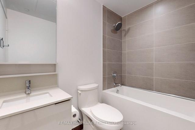 3001 - 5 Buttermill Ave, Condo with 2 bedrooms, 2 bathrooms and 1 parking in Vaughan ON | Image 4