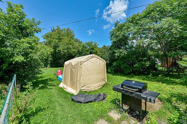 28 Churchill Cres, House detached with 2 bedrooms, 1 bathrooms and 3 parking in Kawartha Lakes ON | Image 8