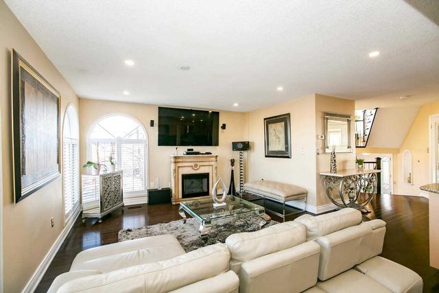 85 Forestgrove Circ, House detached with 3 bedrooms, 4 bathrooms and 6 parking in Brampton ON | Image 27