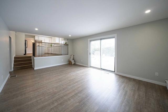 3 Rollingwood Cres, House detached with 3 bedrooms, 3 bathrooms and 4 parking in Brantford ON | Image 6