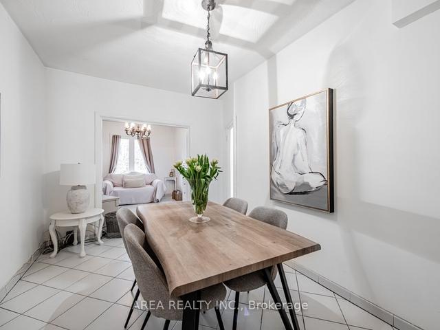 231 Beatrice St, House attached with 4 bedrooms, 2 bathrooms and 1 parking in Toronto ON | Image 15