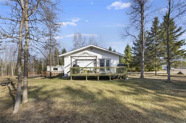 14300 Highway 60 Highway, House detached with 2 bedrooms, 1 bathrooms and 3 parking in Killaloe, Hagarty and Richards ON | Image 24