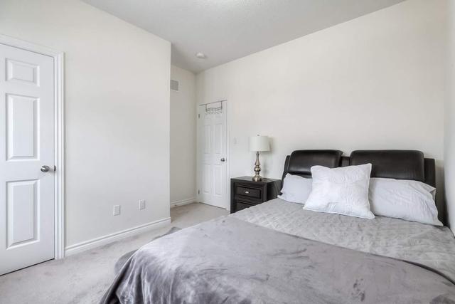 100 Workmens Circ, House attached with 3 bedrooms, 3 bathrooms and 2 parking in Ajax ON | Image 25