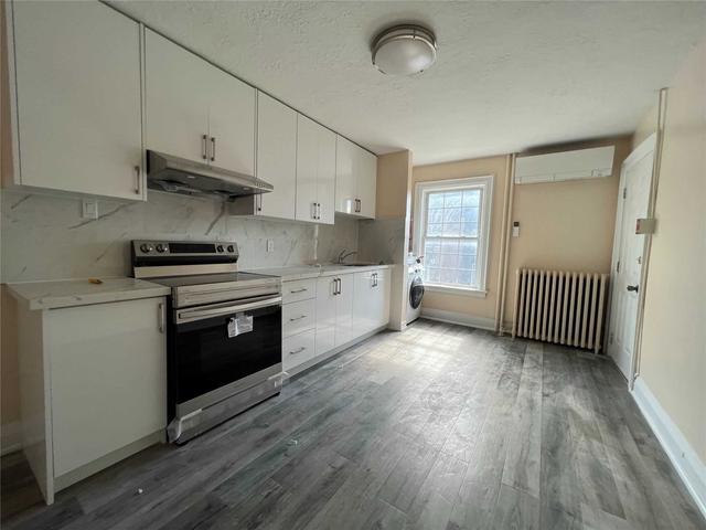 apt 2 - 2398 Bloor St W, Condo with 2 bedrooms, 2 bathrooms and 0 parking in Toronto ON | Image 2