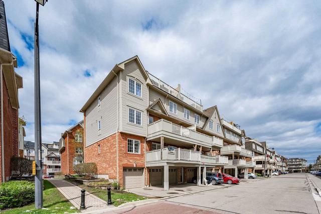 2 - 744 Neighbourhood Circ, Townhouse with 2 bedrooms, 2 bathrooms and 2 parking in Mississauga ON | Image 22