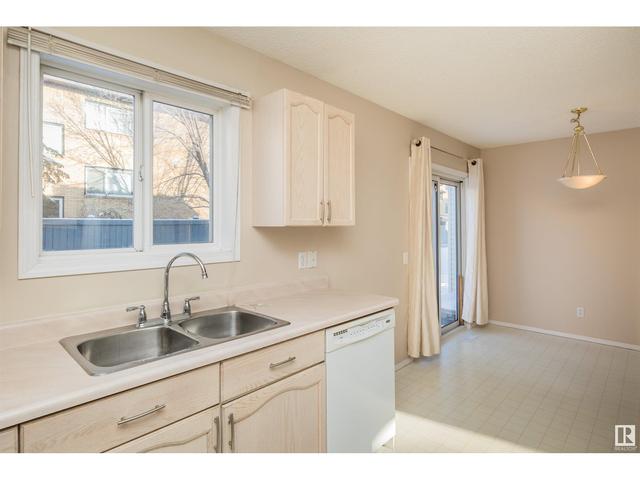 135 - 10909 106 St Nw Nw, House attached with 3 bedrooms, 1 bathrooms and 2 parking in Edmonton AB | Card Image