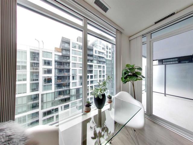 1112w - 27 Bathurst St, Condo with 2 bedrooms, 2 bathrooms and 0 parking in Toronto ON | Image 11