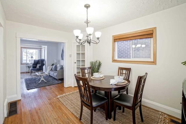15 Homeview Ave, House detached with 2 bedrooms, 1 bathrooms and 1 parking in Toronto ON | Image 15