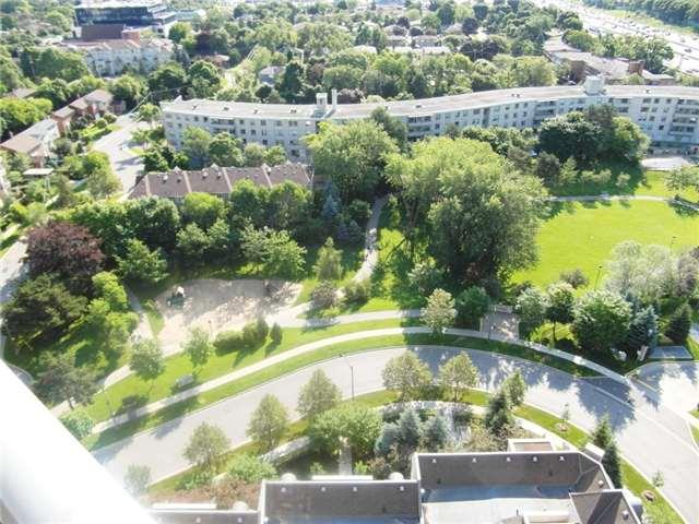 lph 6 - 8 Rean Dr, Condo with 2 bedrooms, 2 bathrooms and 2 parking in Toronto ON | Image 13