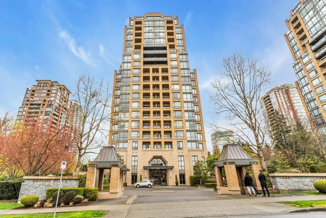 1601 - 7368 Sandborne Avenue, Condo with 3 bedrooms, 2 bathrooms and null parking in Burnaby BC | Card Image