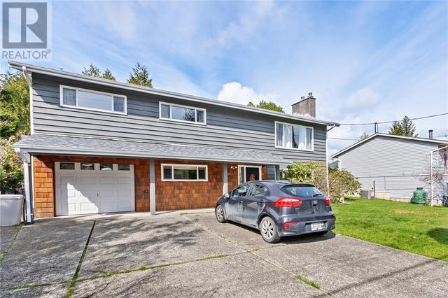 219 Marine Dr, House detached with 5 bedrooms, 3 bathrooms and 4 parking in Ucluelet BC | Image 1