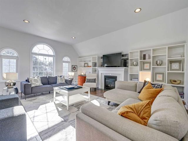 1604 Hampshire Cres, House detached with 4 bedrooms, 4 bathrooms and 6 parking in Mississauga ON | Image 38