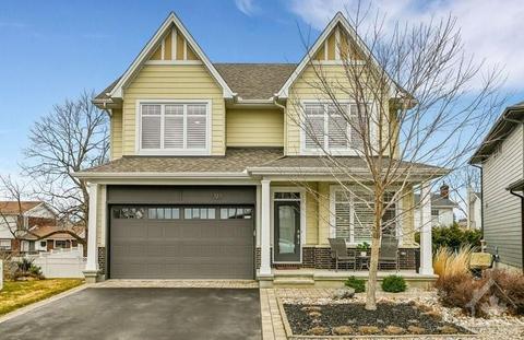 123 Kitsilano Court, House detached with 3 bedrooms, 4 bathrooms and 4 parking in Ottawa ON | Card Image