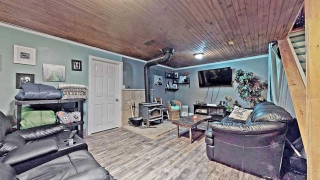 58 Cedar Bay Rd, House detached with 2 bedrooms, 2 bathrooms and 6 parking in Kawartha Lakes ON | Image 11