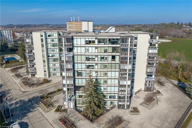 606 - 23 Woodlawn Road E, House attached with 2 bedrooms, 1 bathrooms and 1 parking in Guelph ON | Image 37